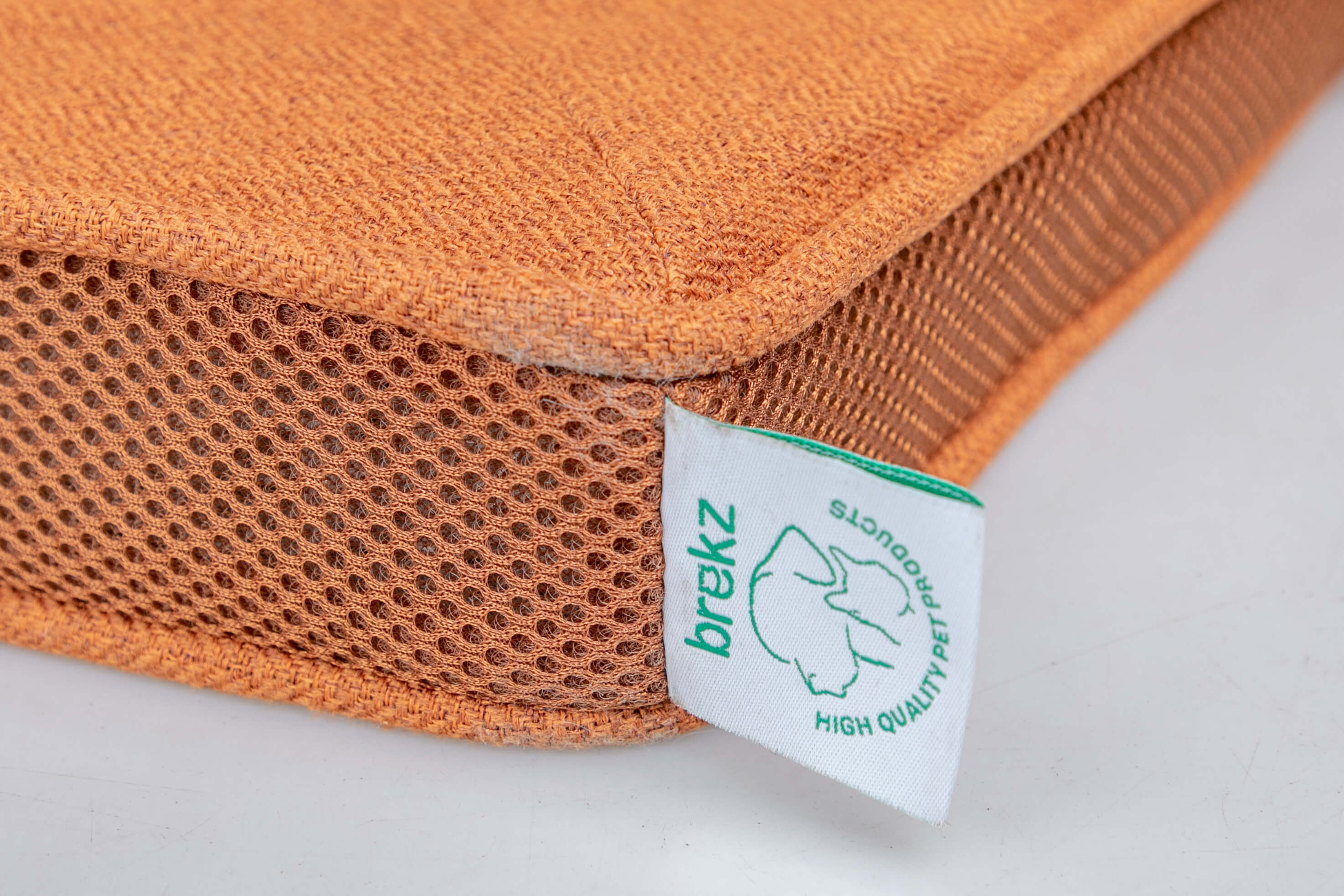 Brekz Air orthopedisch ligbed voor de hond bruin